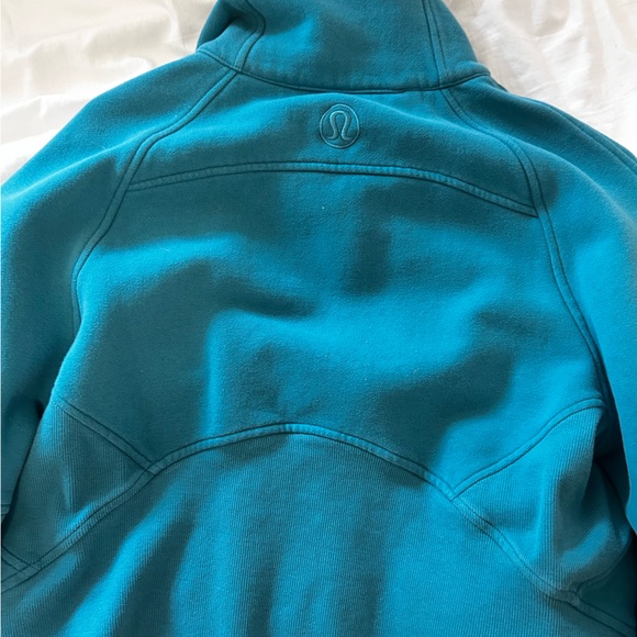 LULULEMON SCUBA - Picture 2 of 3